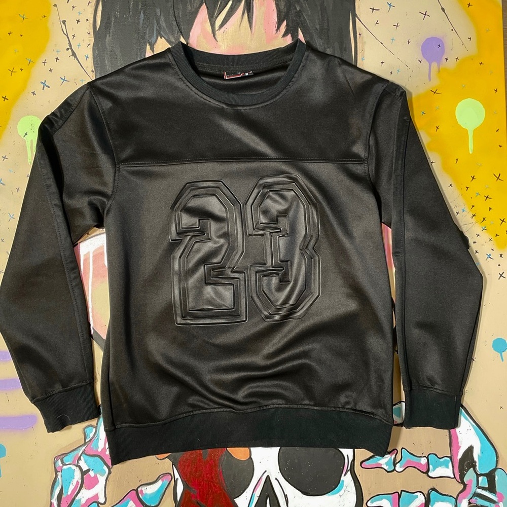#23 black sweatshirt